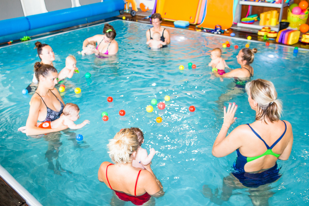 detske_plavanie_korytnacka_plavanie_pre_deti_korytnacka_plavanie_babatka_bratislava_plavanie_pre_babatka_detske_oslavy_detske_tabory_plavecke_tabory