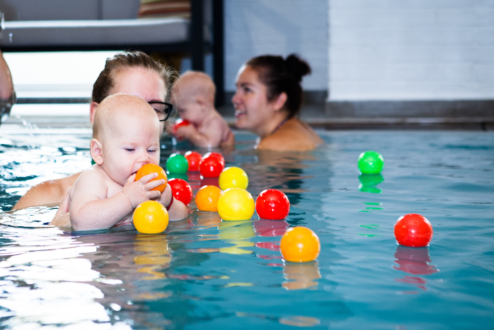 detske_plavanie_korytnacka_plavanie_pre_deti_korytnacka_plavanie_babatka_bratislava_plavanie_pre_babatka_detske_oslavy_detske_tabory_plavecke_tabory